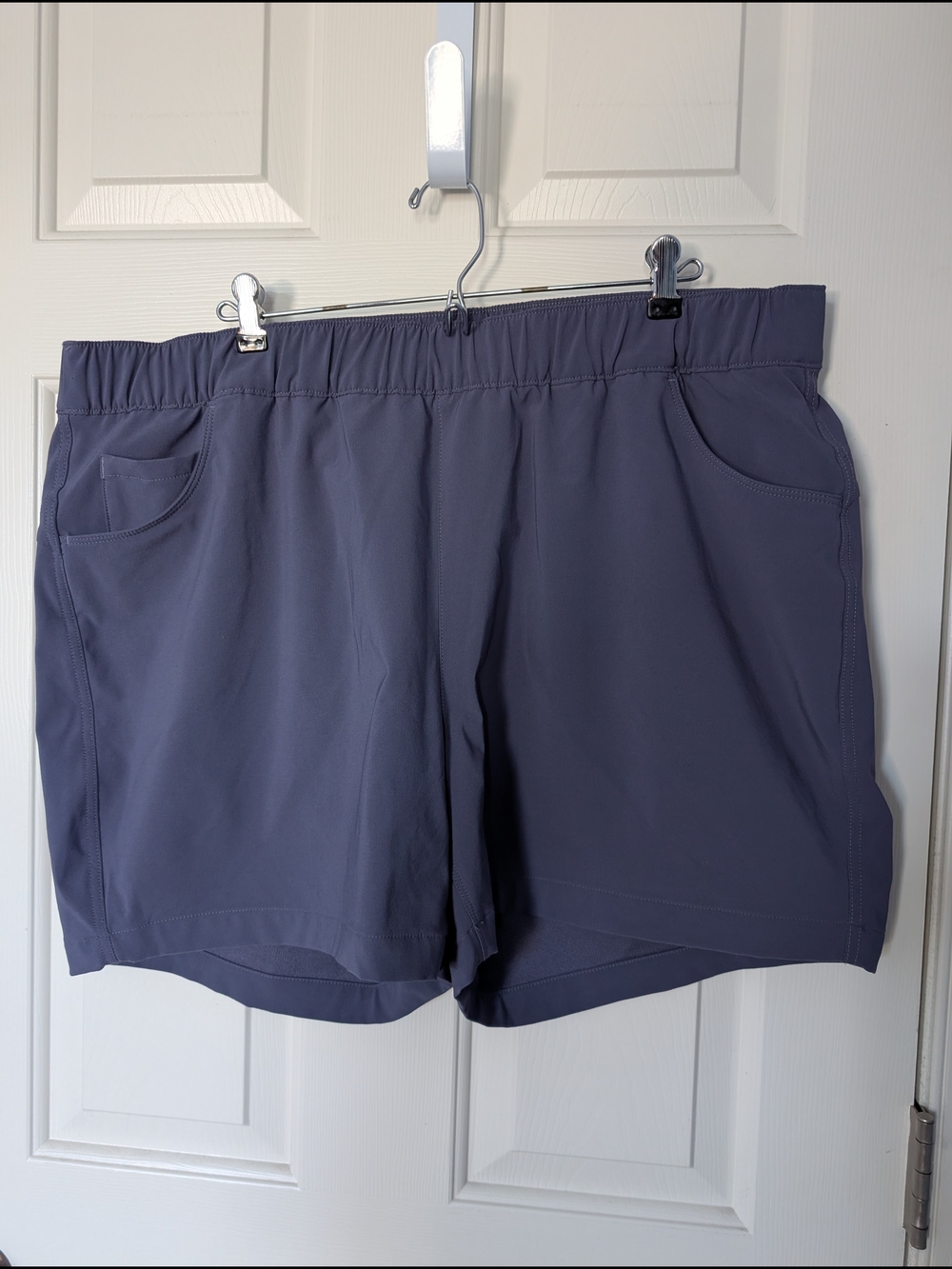Eddie Bauer Elastic Waist Pull-On Shorts